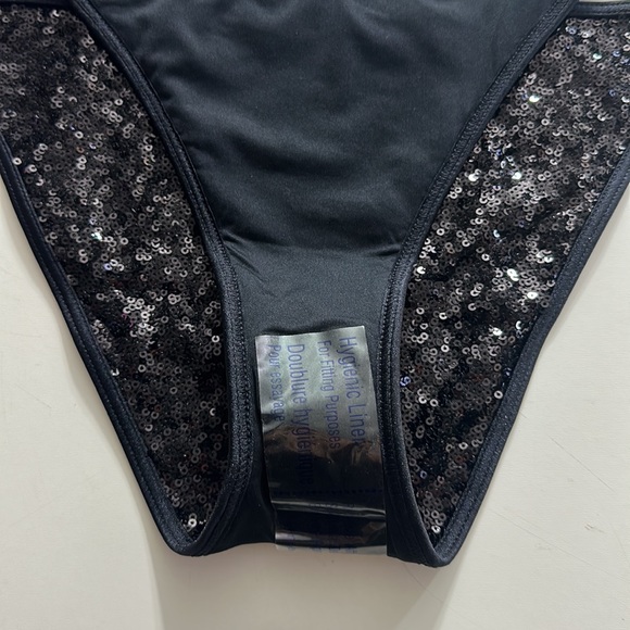 VICTORIA'S SECRET SWIM Sequin Cheeky String Bikini Bottom Black Medium NWT - Picture 9 of 9